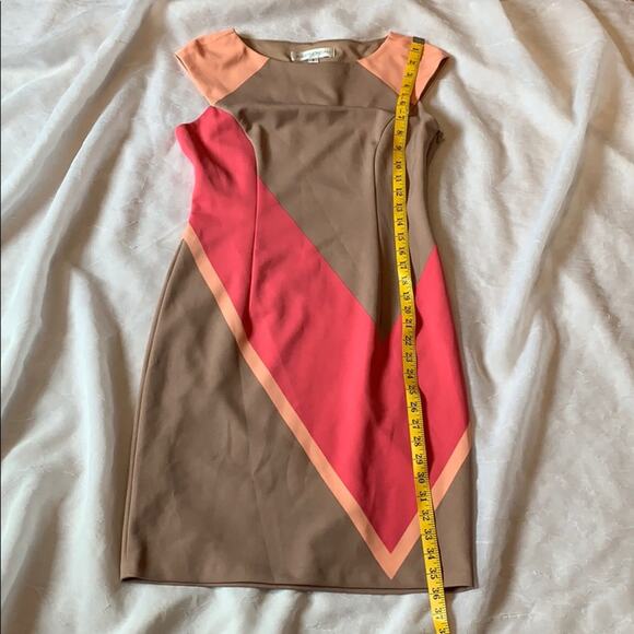 Maggy London asymmetrical colorblock sheath dress, 6 - Picture 5 of 7